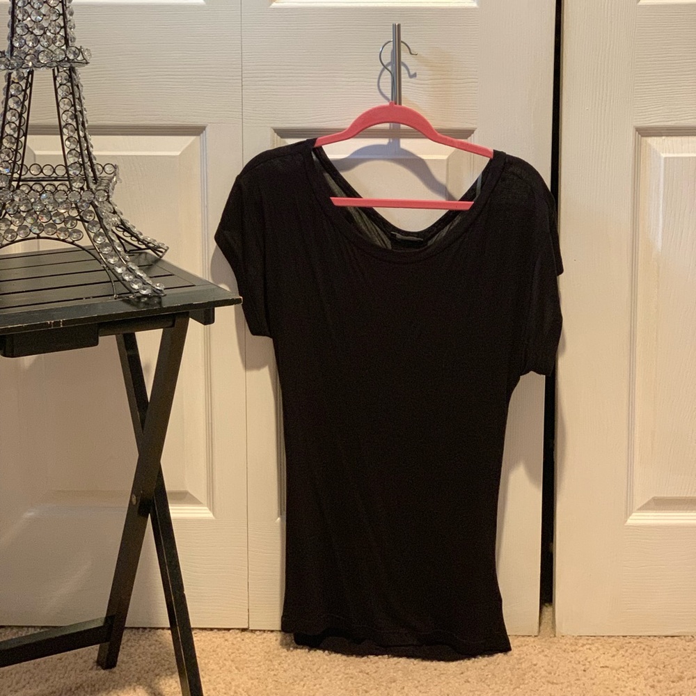 Soprano black rippled tee